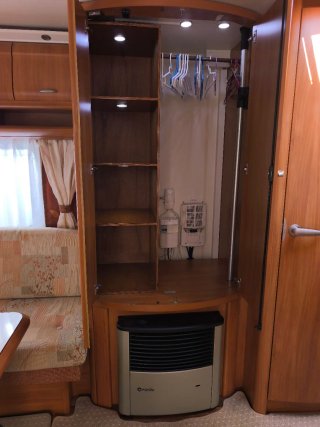 Caravana Hobby Cama Isla