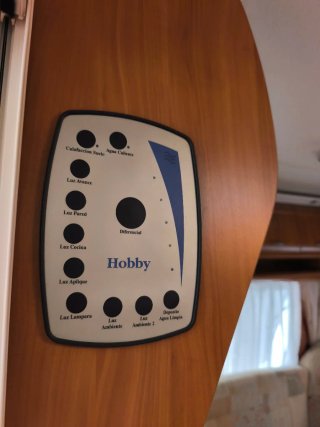 Caravana Hobby Cama Isla