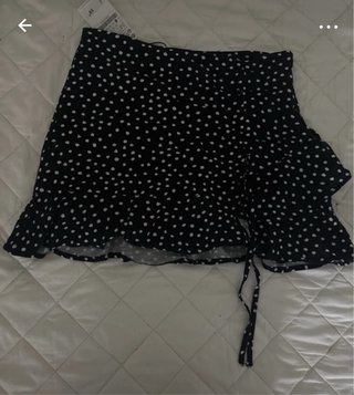Minifalda de  lunares
