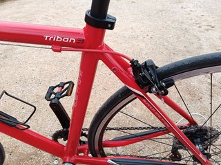 Bicicleta de paseo Btwin Roja