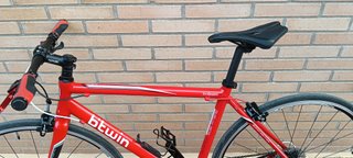 Bicicleta de paseo Btwin Roja