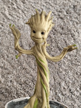 Figura Hucha Baby Groot Guardianes de la Galaxia