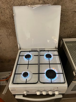 Cocina de gas Beko 4 fuegos