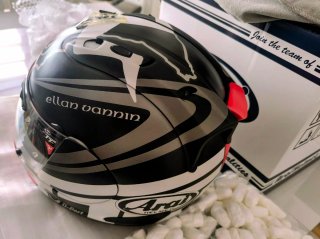 Casco Arai RX7 GP TT Isla de Man 2014