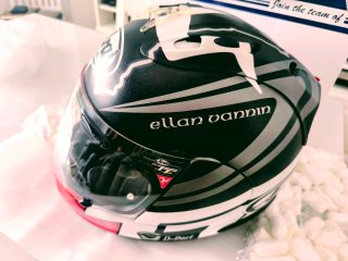 Casco Arai RX7 GP TT Isla de Man 2014