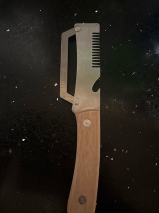 Cuchillo multiusos madera y metal