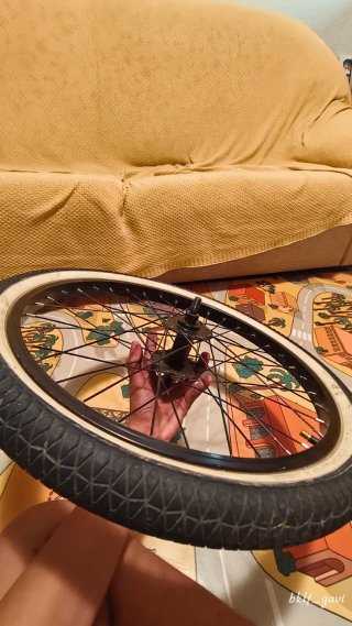 Rueda BMX 20x1.9 Eje Rosca