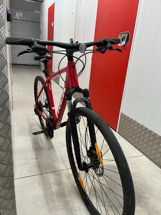 Bicicleta Trek Dual Sport 2 Gen 4 roja