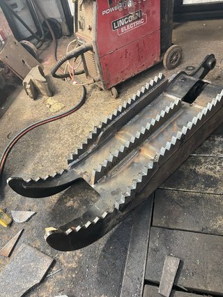 Garra para retroexcavadora