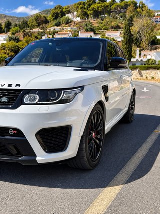 Range Rover SVR