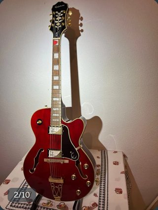 Guitarra Epiphone Emperor II ArchTop Roja