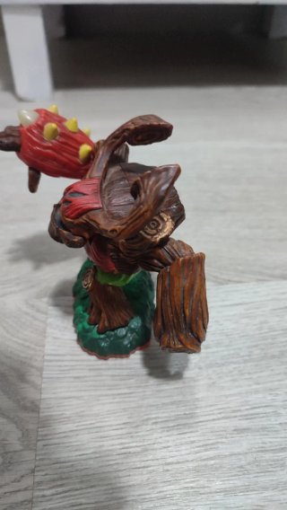 Skylanders Giants Tree Rex Figura.