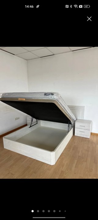 Cama doble con canapé y colchón incluidos