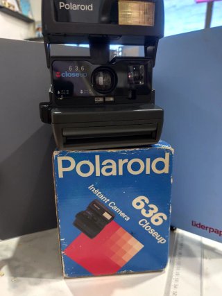 Cámara Polaroid 636 Closeup Instantánea