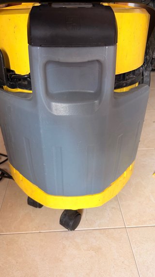 Aspiradora karcher Se 4002