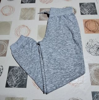 3 Pantalones Largos,(Talla 11-12).