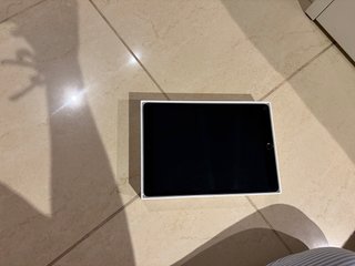 iPad 9 con Funda, caja y accesorios originales