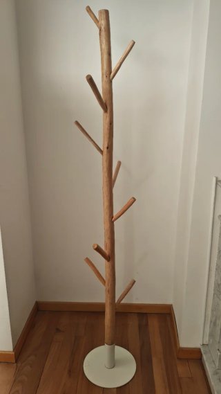 Perchero tronco árbol eucalipto modelo Rivage.