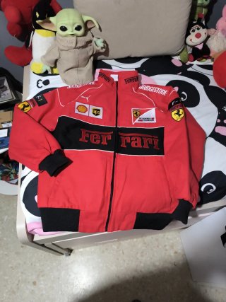Chaqueta Ferrari Roja y Negra