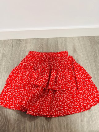 Falda corta floral roja