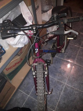 Bicicleta de paseo morada SHIMANO