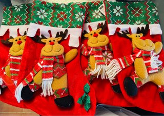 Calcetines Navideños Tela Roja Reno relieve