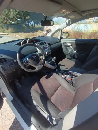Toyota Verso 2011