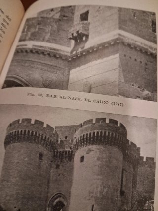 Libro antiguo, EL LEGADO DEL ISLAM DE 1944.