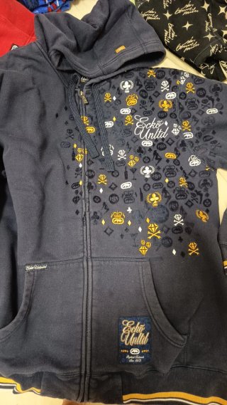 Sudadera Ecko Unltd azul y dorada