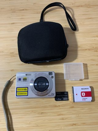 Cámara Sony Cyber-shot DSC-W120 Plata IMPECABLE