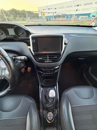 Peugeot 2008 1.6 HDI 2016