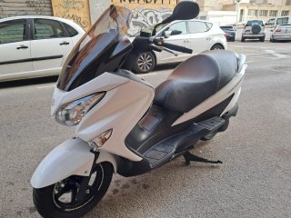 Suzuki Burgman 200