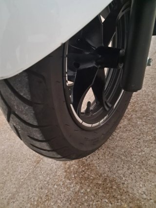 Suzuki Burgman 200