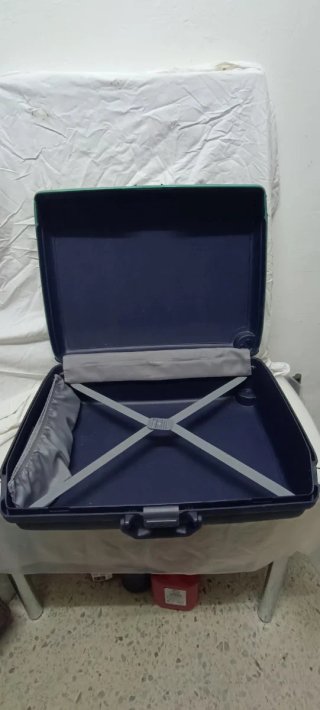 Maleta Samsonite Azul con Ruedas