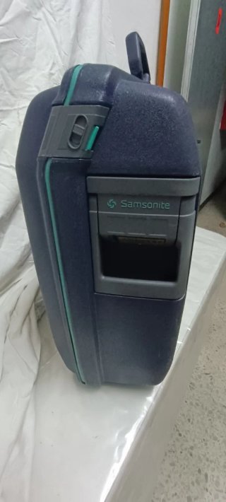 Maleta Samsonite Azul con Ruedas