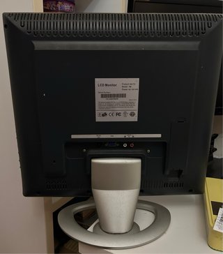 Monitor Proview 17" con altoparlanti + VGA
