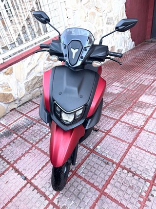 Yamaha Ray ZR Scooter