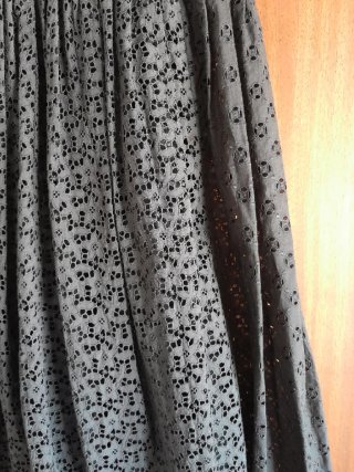 Vestido negro batista bordada talla S