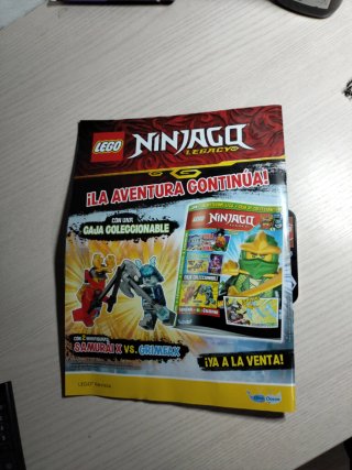 Revista LEGO Ninjago Legacy lloyd