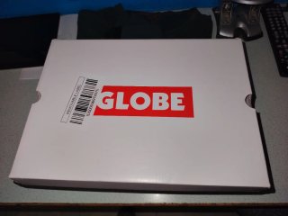 Zapatillas Globe Talla 42.5 Negras