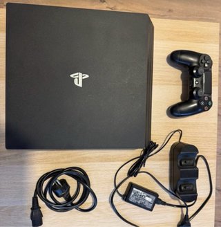 PS4 Slim Mando Negro