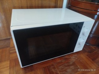 Microondas blanco