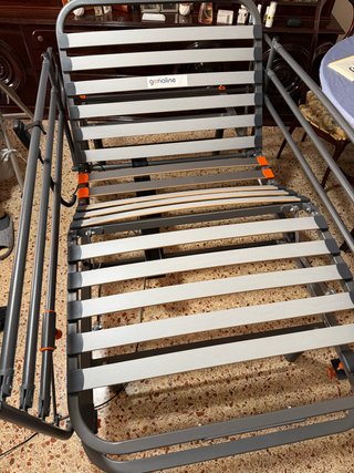 Cama articulada con colchón y cuña postural