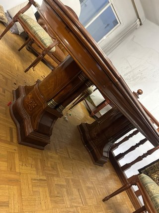 Mueble aparador antiguo con espejo