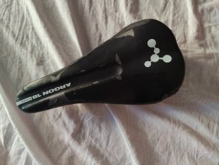 Sillín Essax Argon 18 titanio