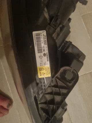 Nissan Qashqai+2 Faro Delantero Derecha 2011#2013