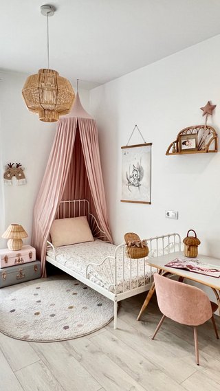 Preciosa habitación infantil