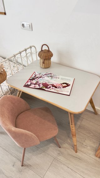Preciosa habitación infantil