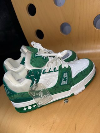 Zapatillas Louis Vuitton Verdes y Blancas