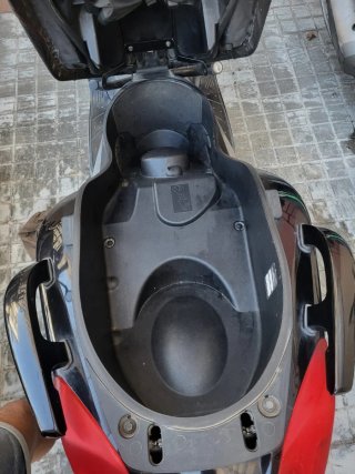 Yamaha X-Max 250 Inyección · Etiqueta C